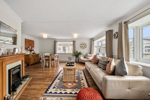 Photo 13- click for photo gallery